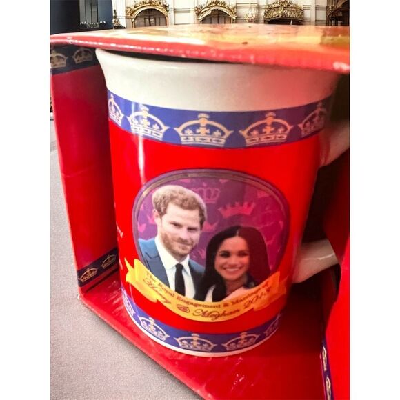 Prince Harry & Meghan Markle Royal Wedding 2018 Commemorative Mug in Box Rare - Picture 6 of 9
